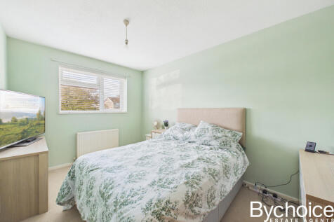 CAM05454G0-PR0147-STILL013