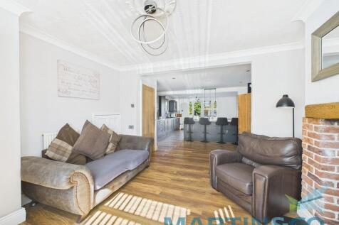 Lounge/Dining/Kit...