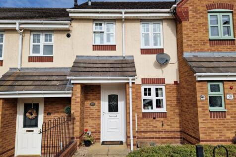 Chester Road, Rugeley - 2 Bedroom Mid-Terraced ho