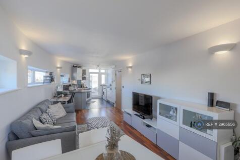 Living And Kitchen 1