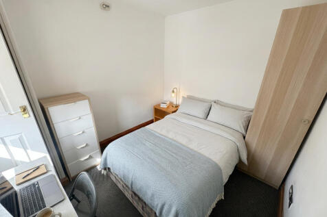 57 Plymouth Place, Leamington Spa photo 3