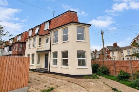 Penfold Road, Clacton-On-Sea, CO15 photo 2
