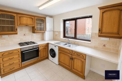 1 Llys Yr Efail, Mold photo 4