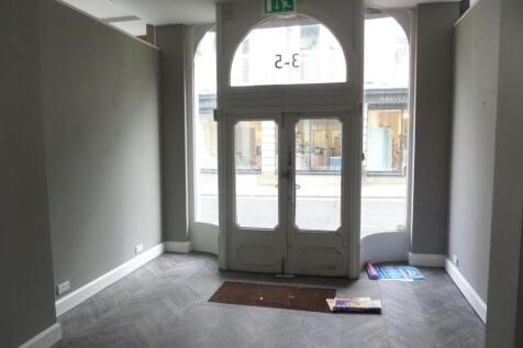 Retail Property (high street) to rent Image 9
