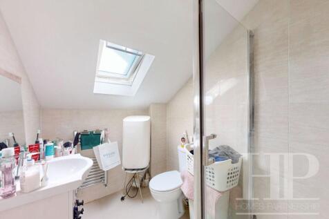 En-suite shower room
