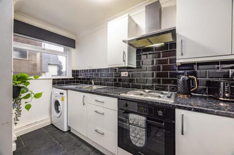 Flat1ThePoint-8.jpg