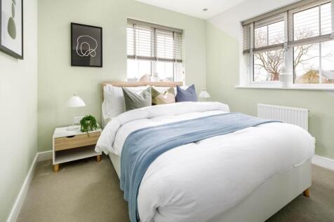 A second double bedroom means you don't need to compromise on space