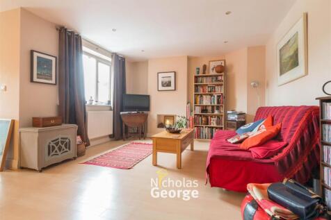 St marys house 2 lounge.jpg