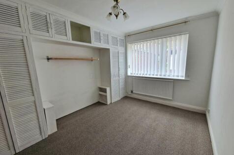 Deri Avenue, Pencoed, CF35 photo 5