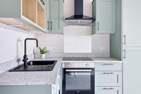Kitchen Counter.jpg
