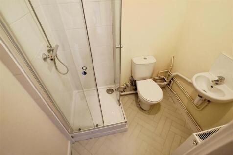 BR_ShowerRoom.jpg
