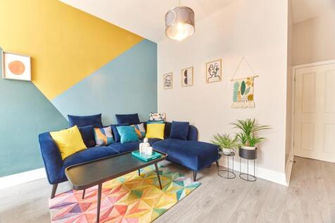 6-bed flat on Sandyford Road, Newcastle upon Tyne, £4,108/mo