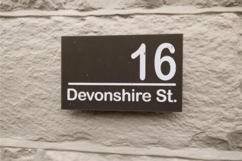 Plaque