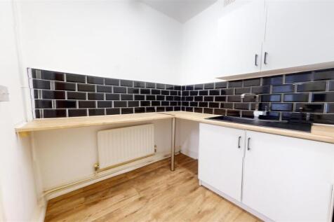 Ormskirk Road To Let