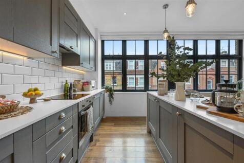 OL-LAT-83TitchfieldStreet-1.JPG
