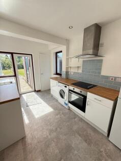 Nanpantan Road, Loughborough photo 2