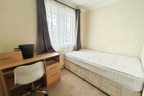 Glen Iris Close, Canterbury, Kent, CT2 photo 3