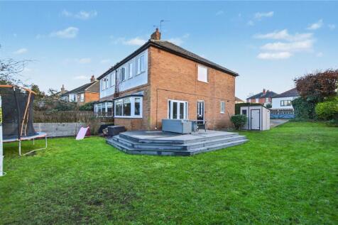 Leeds, LS26 - property photo