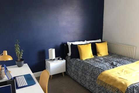 Lancaster Pl // 2 Bed & 2 Bath // July 2027 photo 2