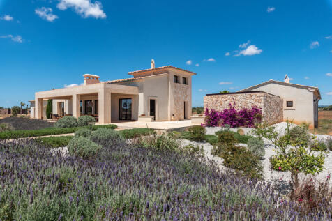 Rural luxury finca