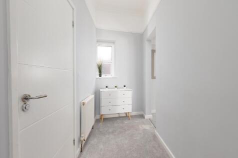 Flat 1, 3 Bushy Park, BS4-10.jpg