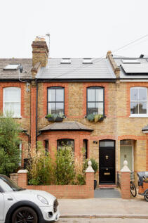 304691 - A0OP6000009FKG1MAA_N16-edit.jpg