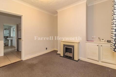 Lounge image 2