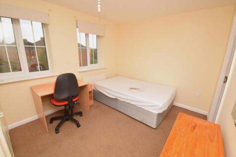 Top Floor En Suite Bedroom