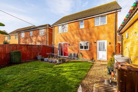 14 John Harrison Way (Holbeach)-7.jpg