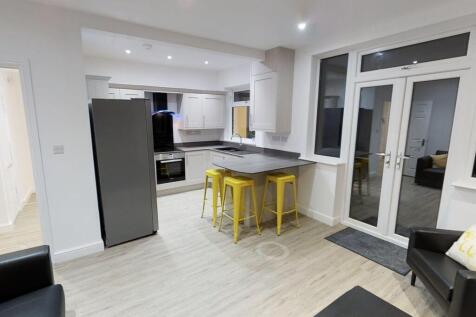 6-bed house on Forest Road, Loughborough, £3,120/mo