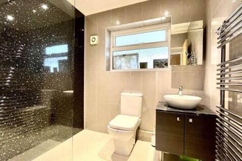 Ground Floor Wet Room