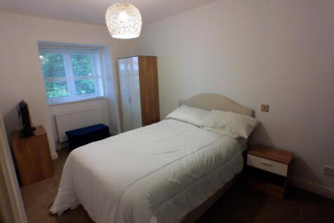 Ronan Court, Parsonage Rd, Heaton Moor, SK4 4JZ photo 5