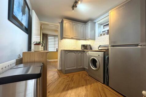 Fitted Kitchen
