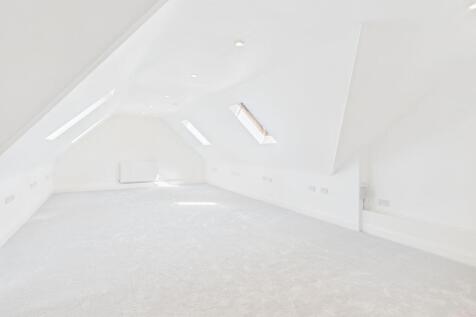 Bedroom / Games Room