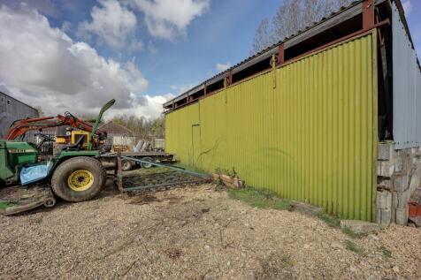 Barn/Tractor Shed