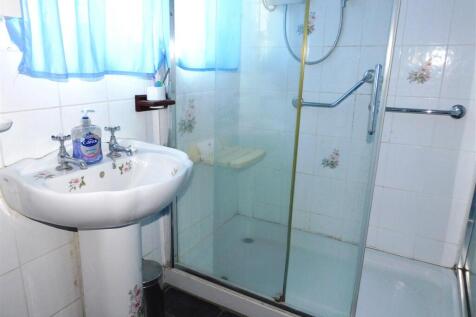 15 wychall shower.JPG