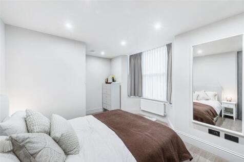 Flat 1, 34 Chaucer Road-10.jpg