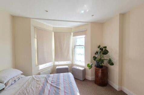 Queen Street, Dawlish, EX7 photo 4