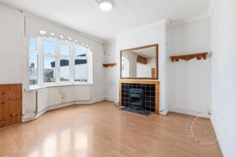 Gelligaer Gardens, Hern Crabtree (5).jpg