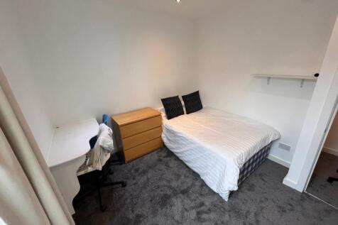 Beamsley Terrace, Hyde Park, Leeds, West Yorkshire, LS6 photo 5