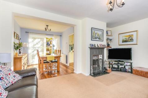 Redhill, RH1 - property photo