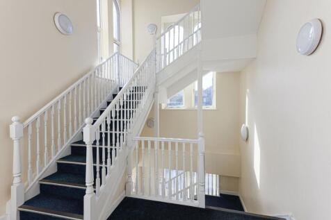 Fountain Street, Morley, LS27 photo 5