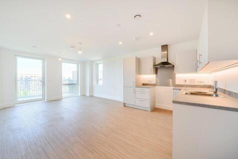 Pipits Place, Barking, IG11 photo 3