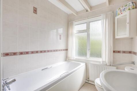 4 Park Lane, HP15 7HY-4.jpg