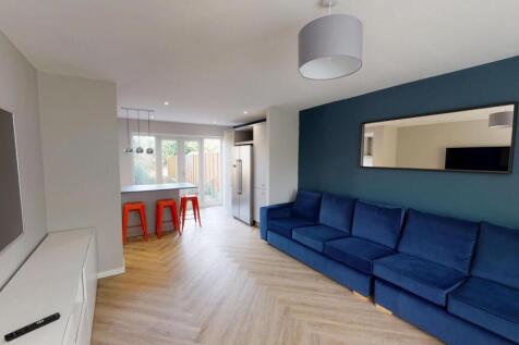 1-bed house on Loweswater Drive, Loughborough, £650/mo