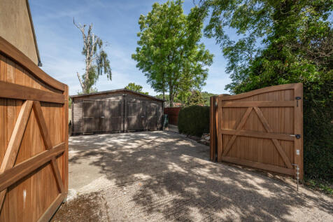 Rear Gates