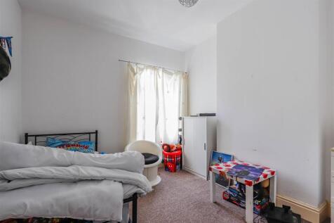 Countenay Road_-6.jpg