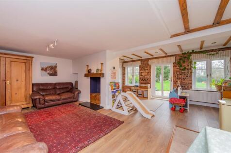 Holly Cottage PFP (33 of 42).jpg
