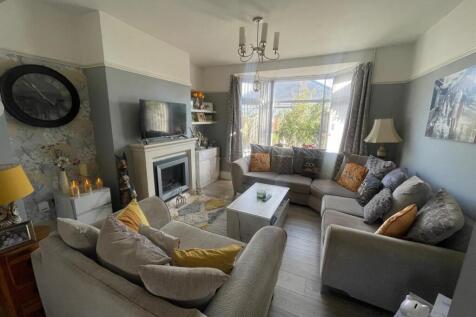 Living / Dining Room