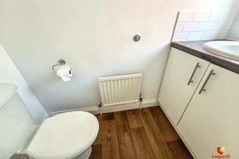 Cloakroom (6)
